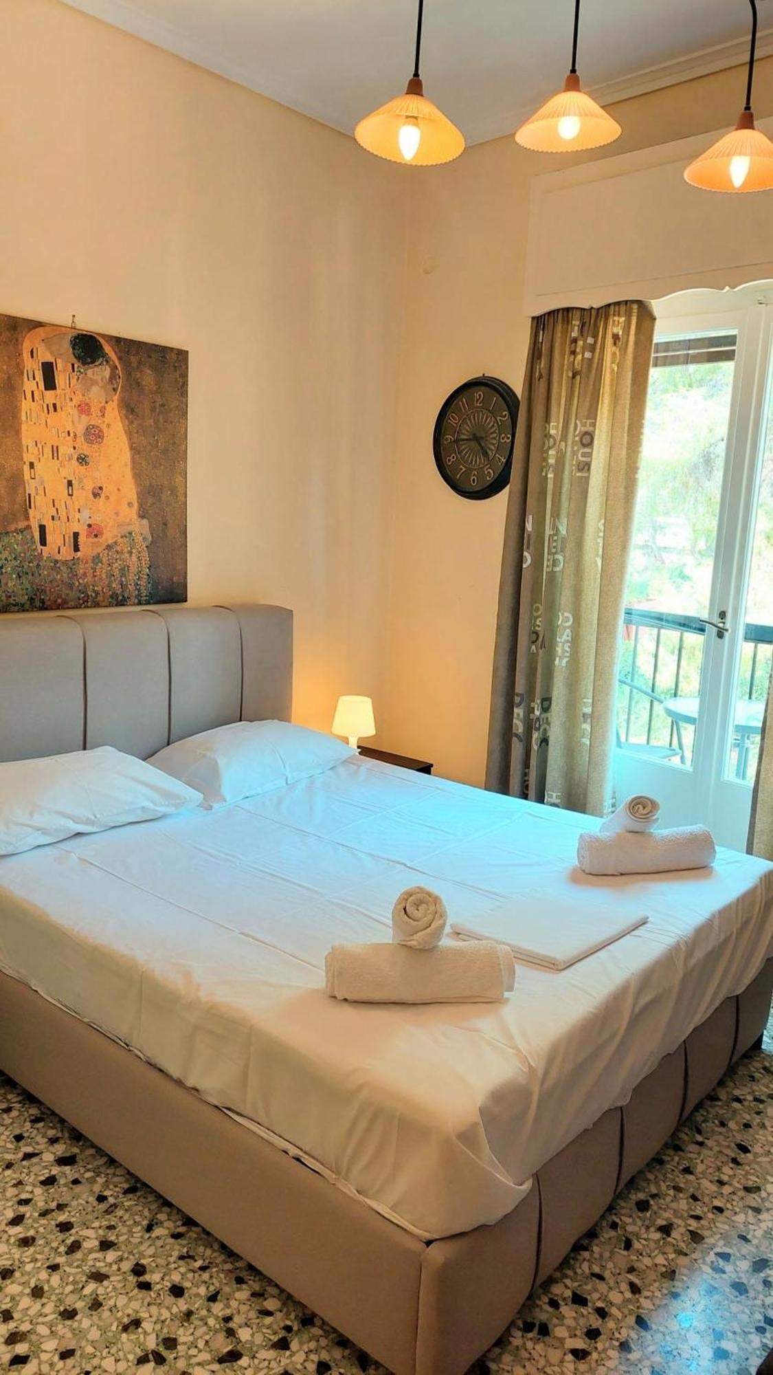 Cozy Apartment In Acropolis With Roof Garden Atenas Exterior foto